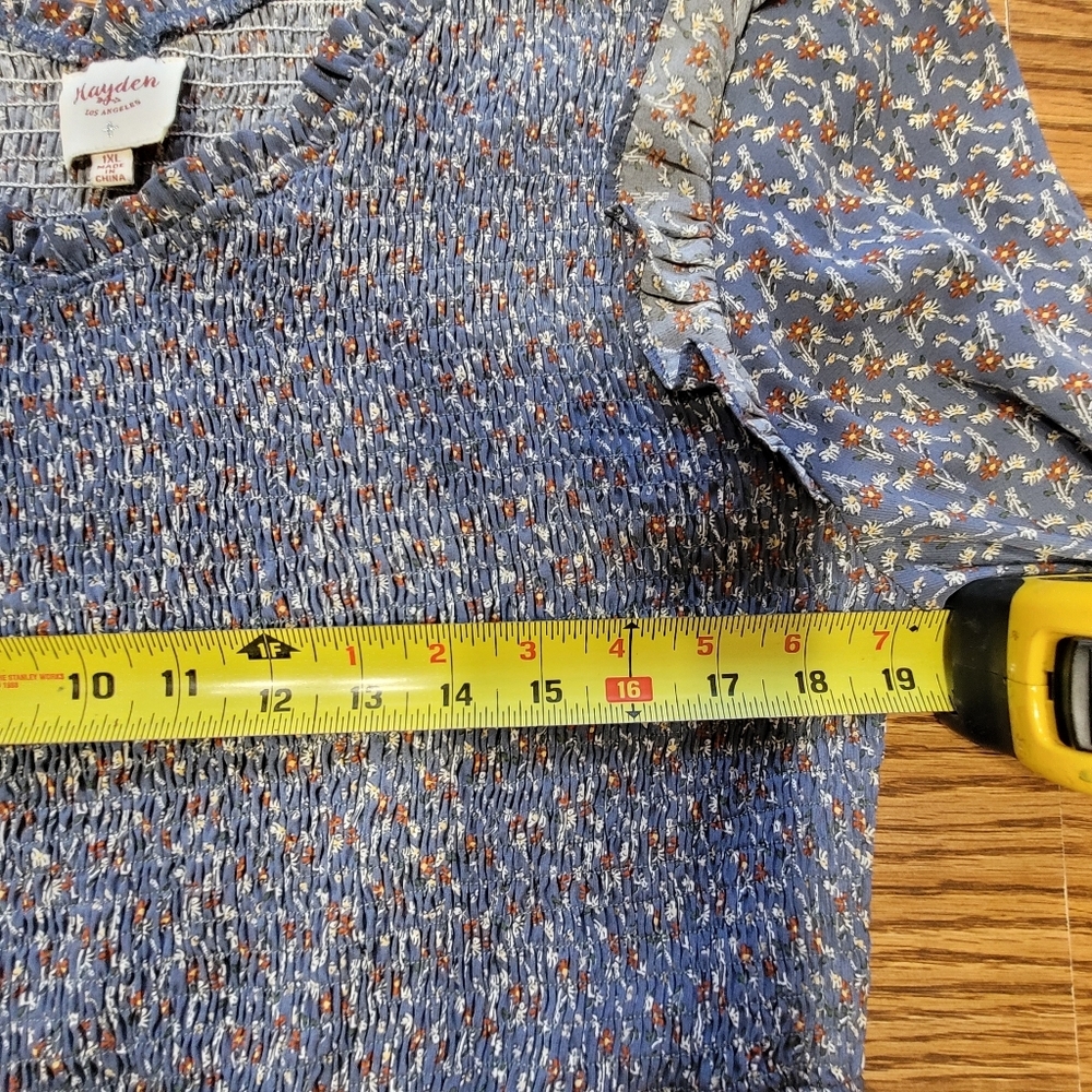 Hayden Los Angeles‎ Dress Top Women’s Size 1XL. Measurements in pictures. - Picture 2 of 11